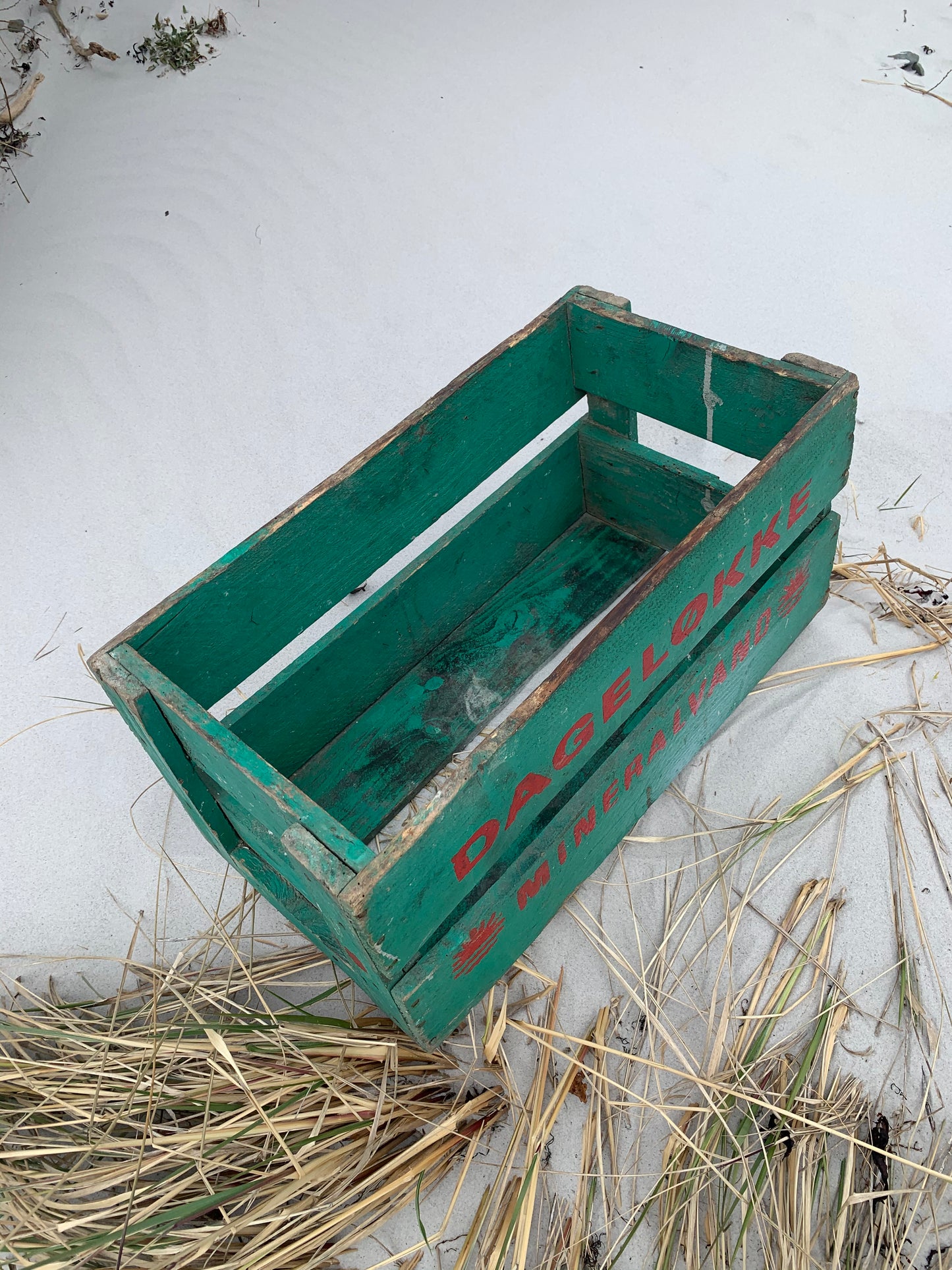 Dagelykke mineralvand kasse