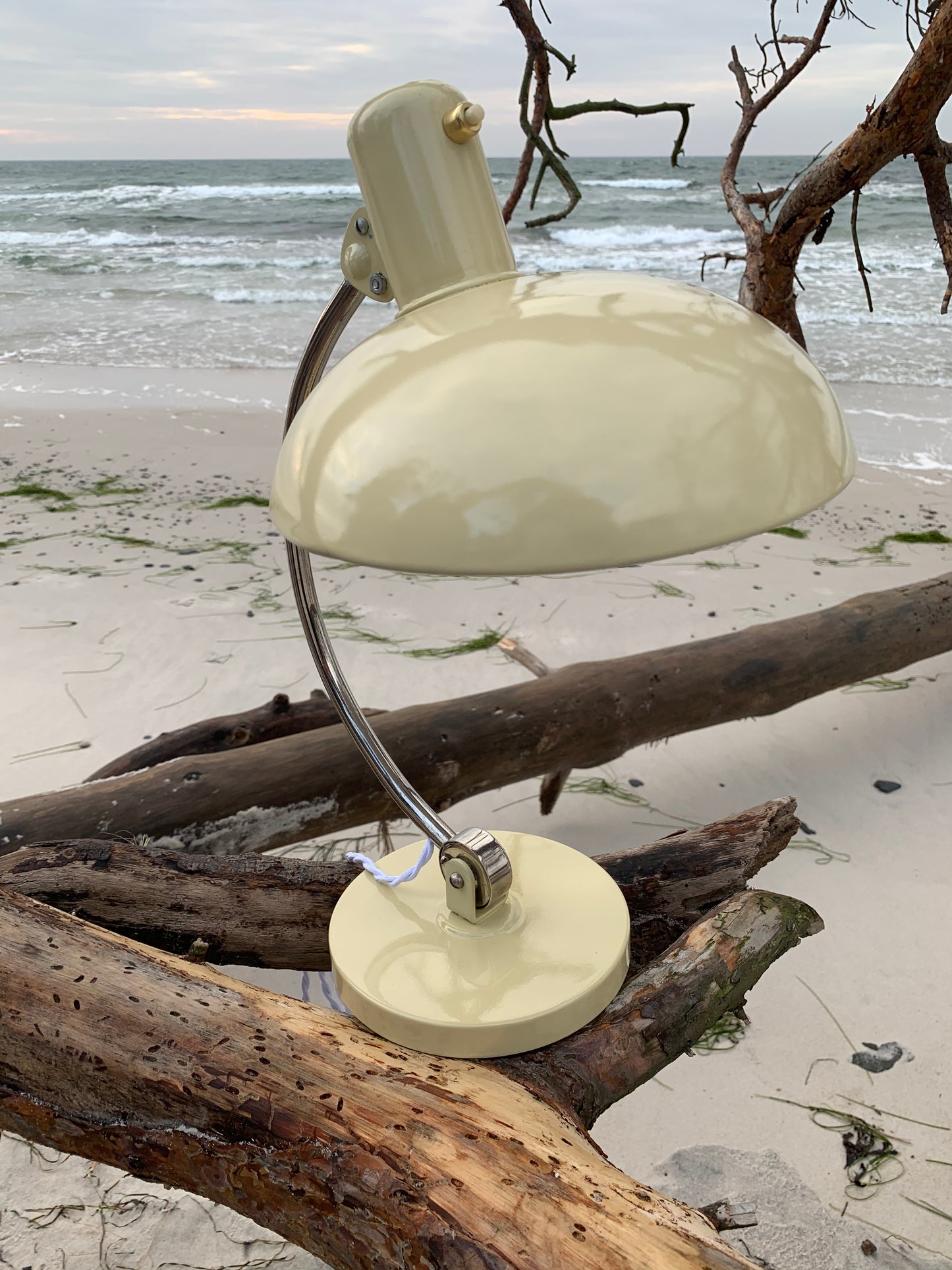 Koranda lampe designet af Christian Dell