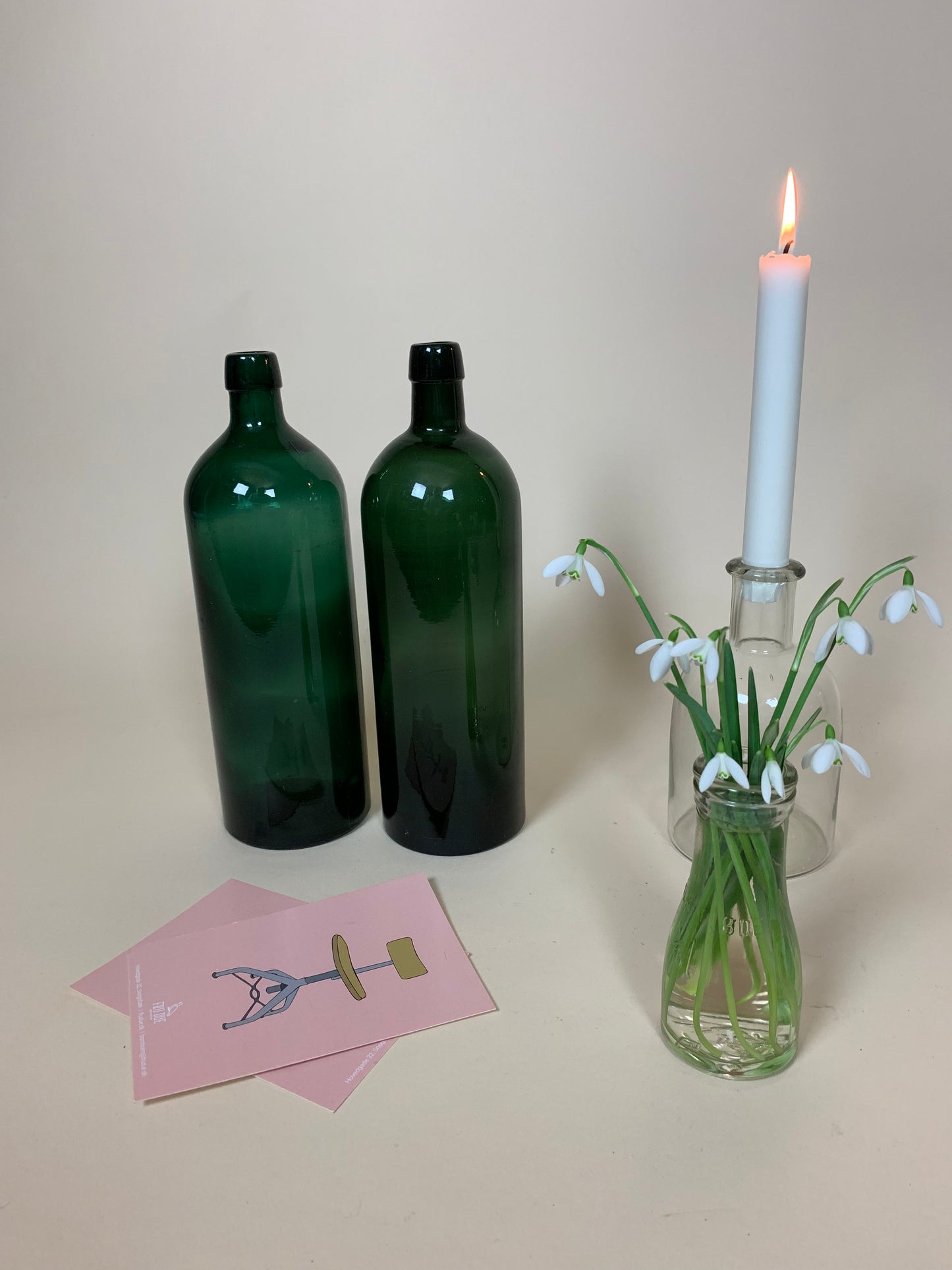 Dekorativ grøn flaske - Prisen er pr. stk.