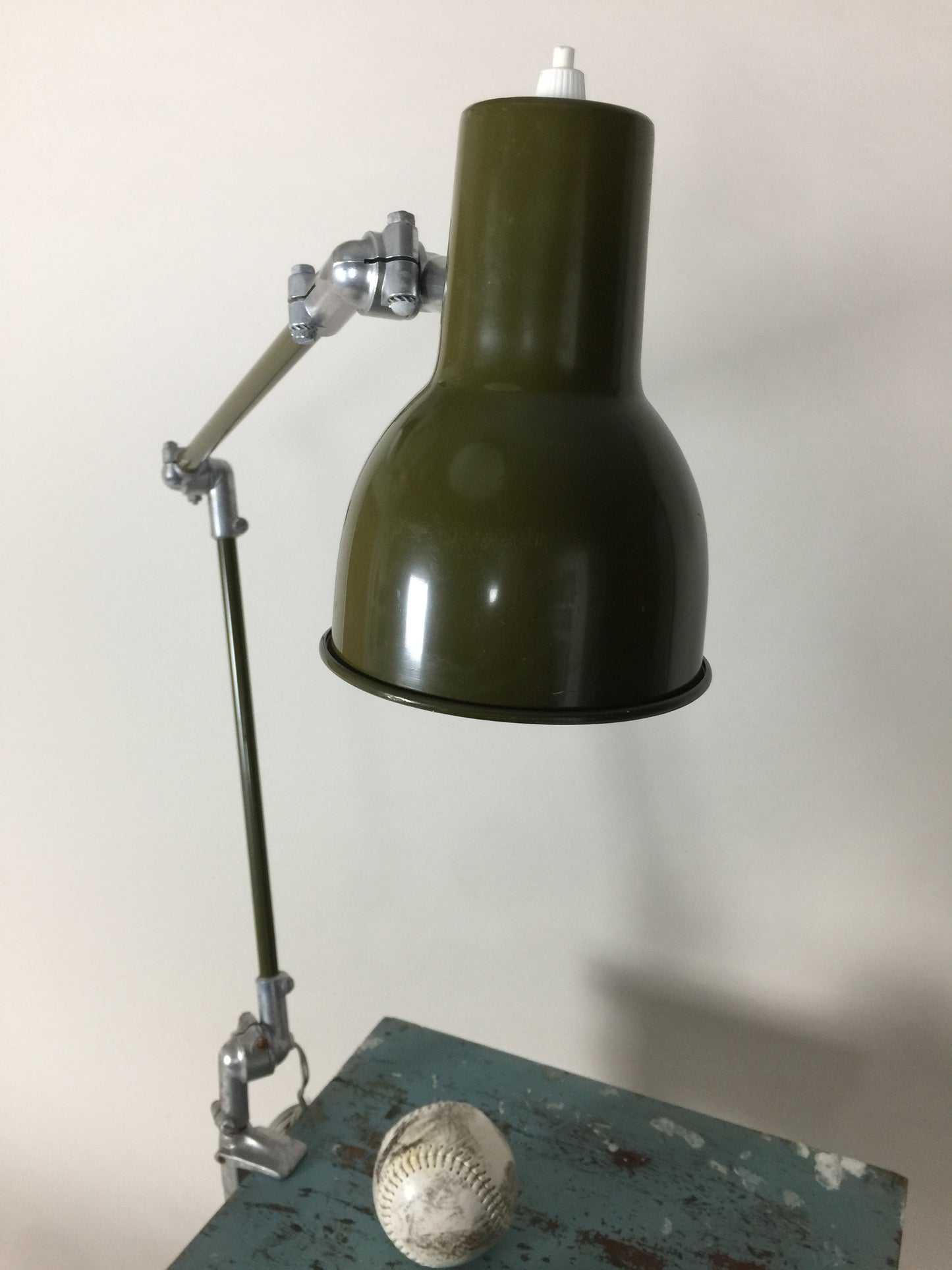 Industriel Rijo arkitektlampe i armygrøn