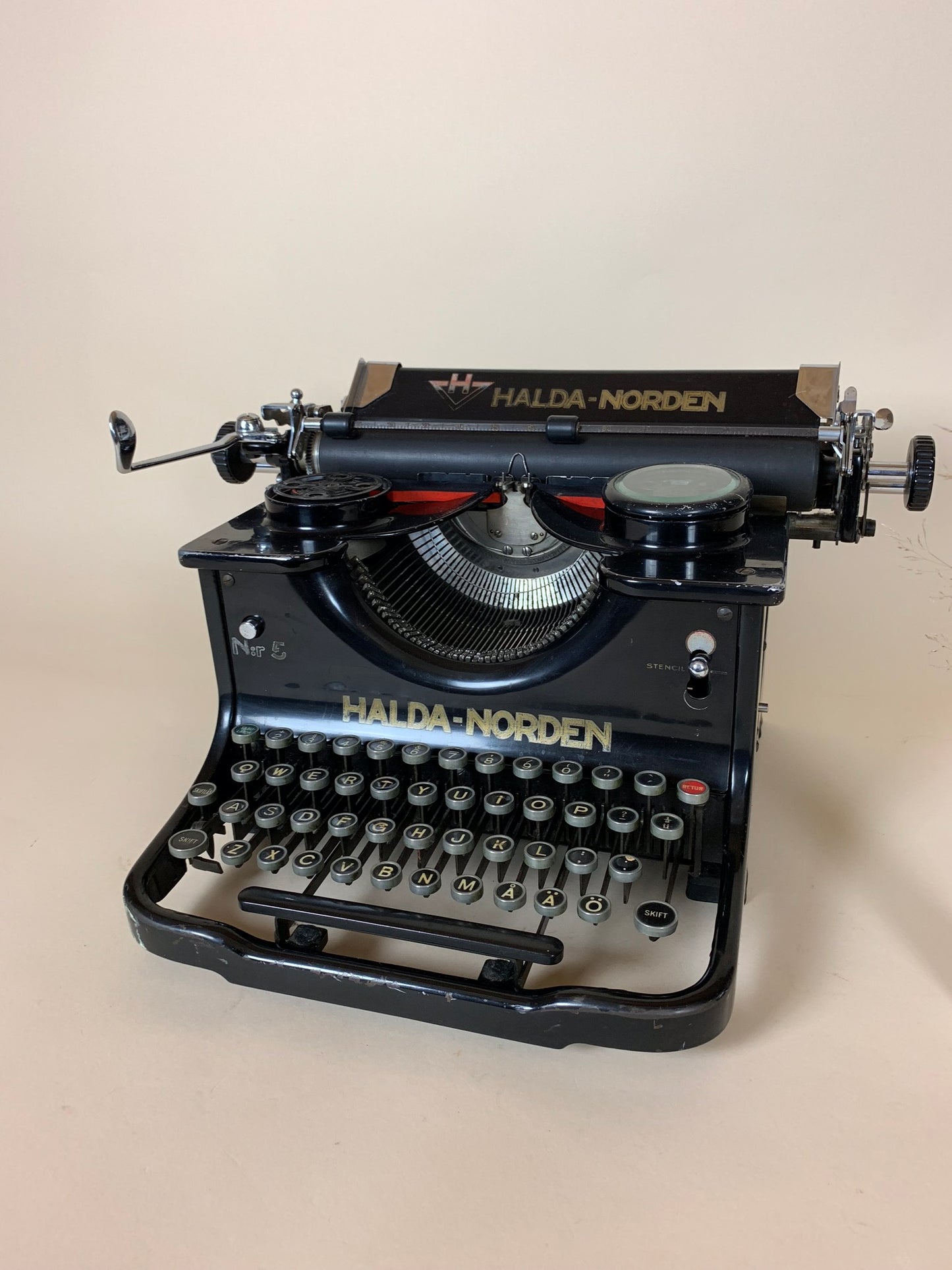 Skrivemaskine  Halda - Norden med skøn patina