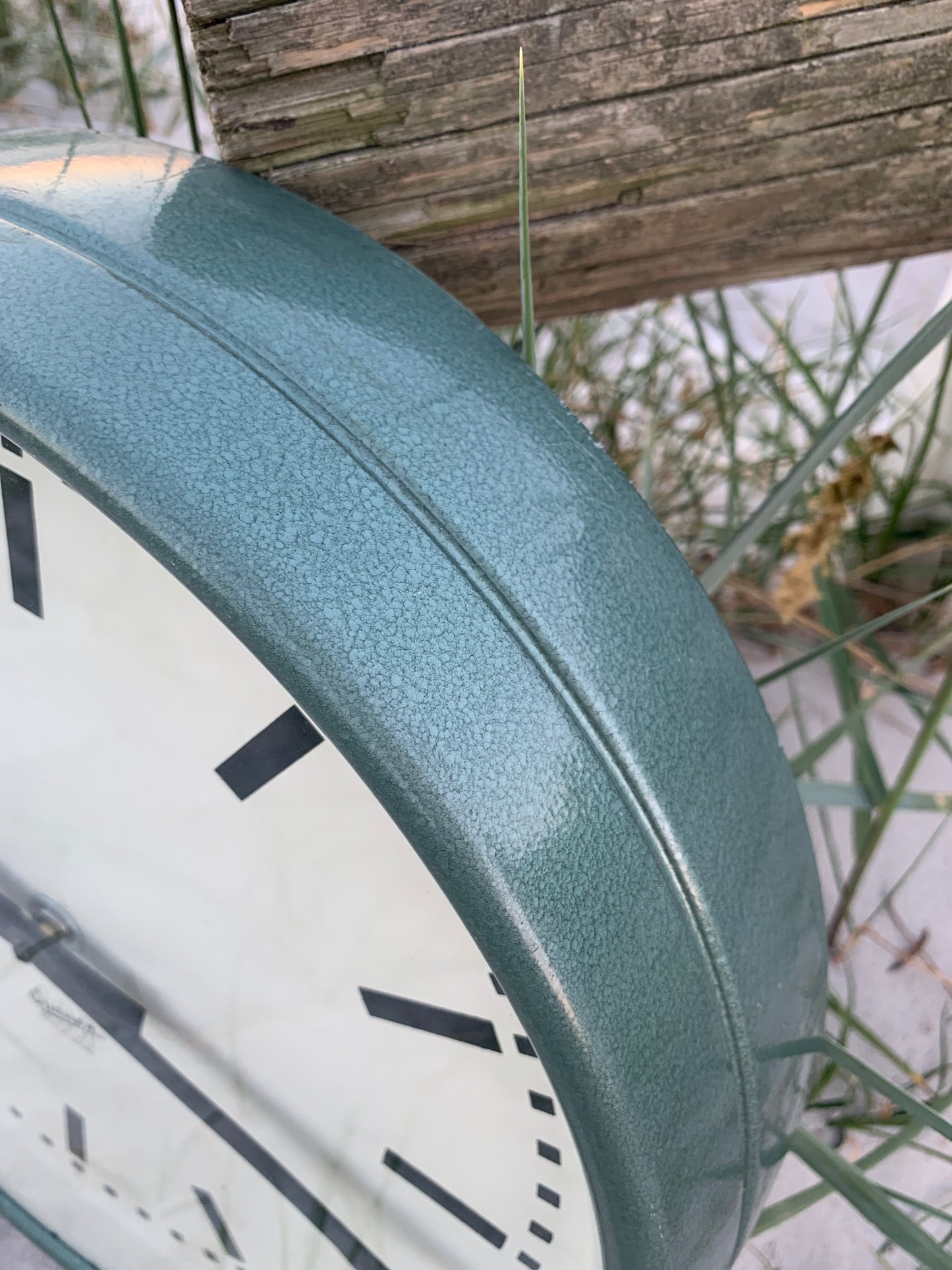 Skønt ur i grøn hammerlak